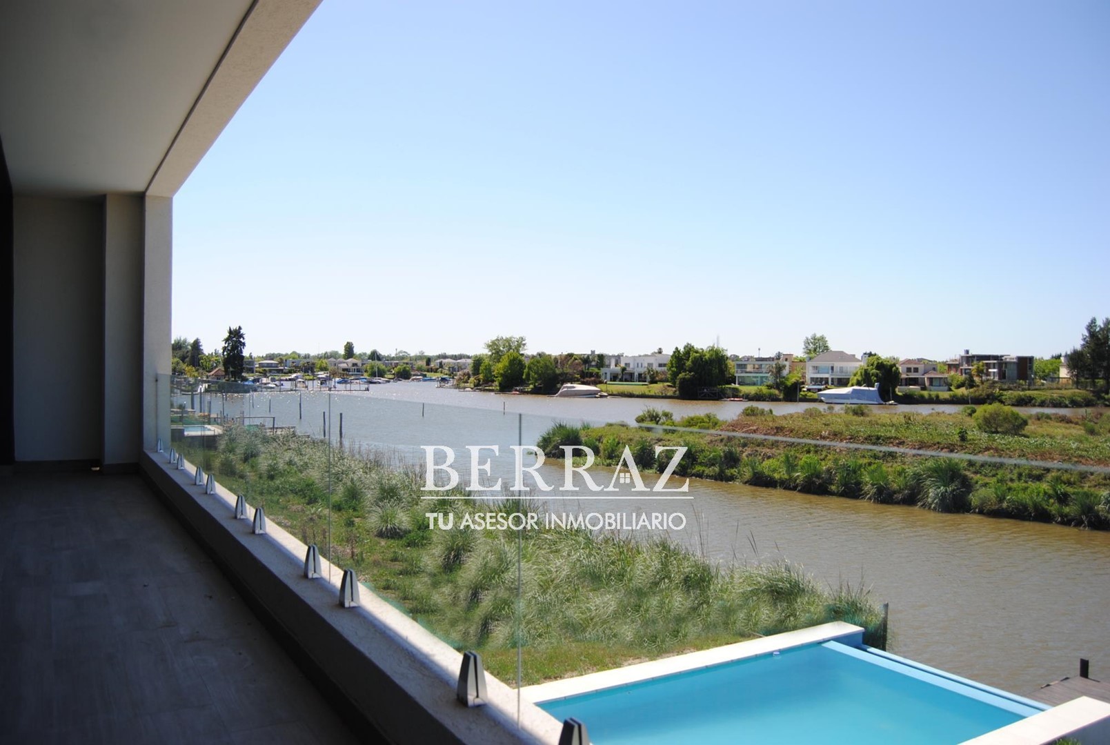 Casa venta 4 ambientes El Canal Villanueva lote de 563,50 m2