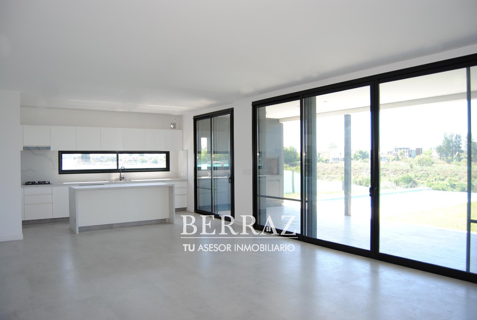 Casa venta 4 ambientes El Canal Villanueva lote de 563,50 m2