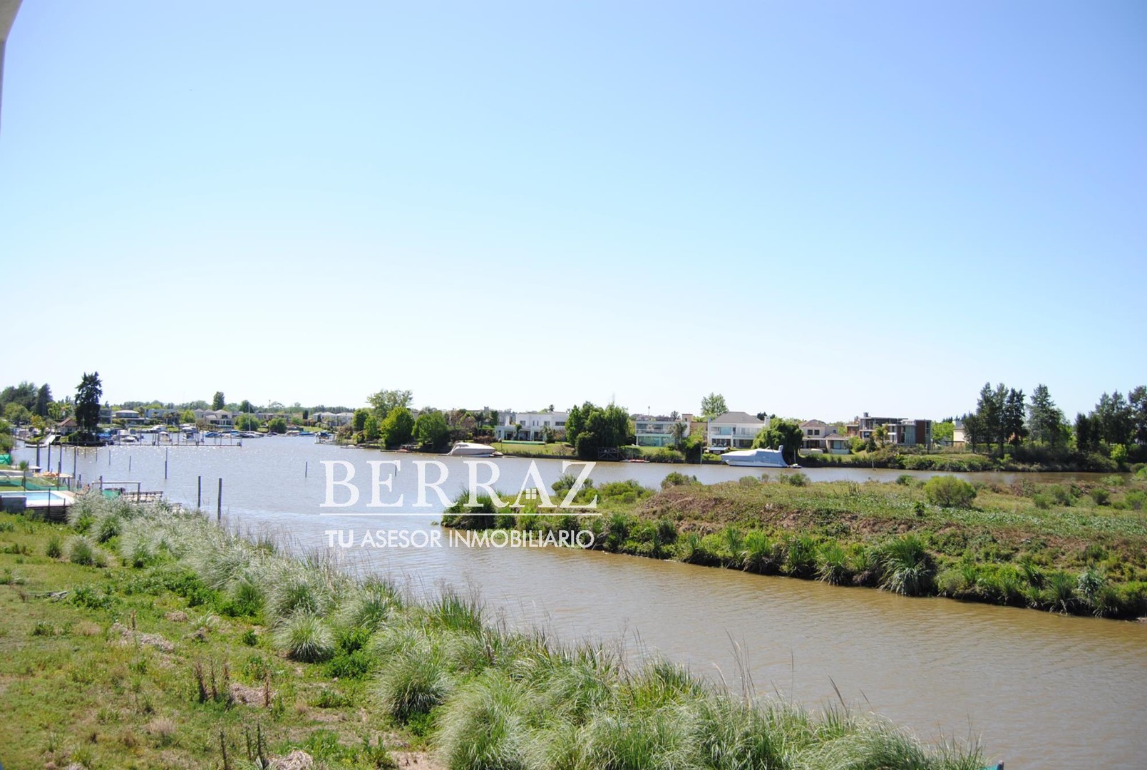 Casa venta 4 ambientes El Canal Villanueva lote de 563,50 m2