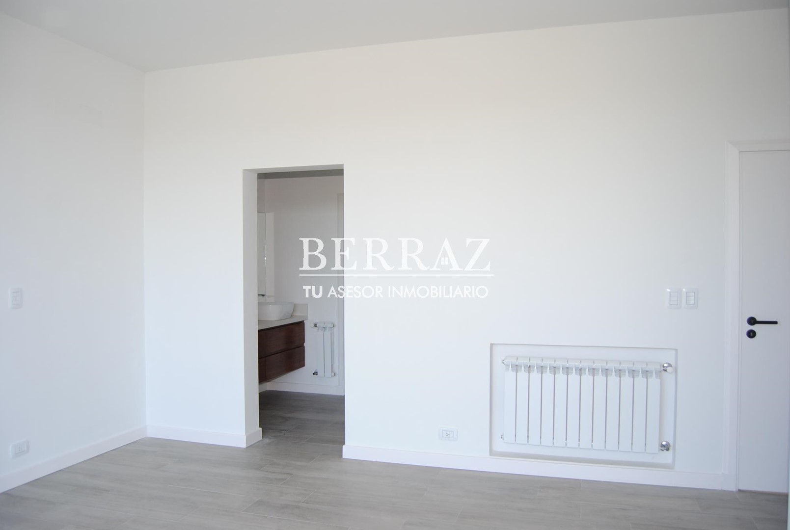 Casa venta 4 ambientes El Canal Villanueva lote de 563,50 m2