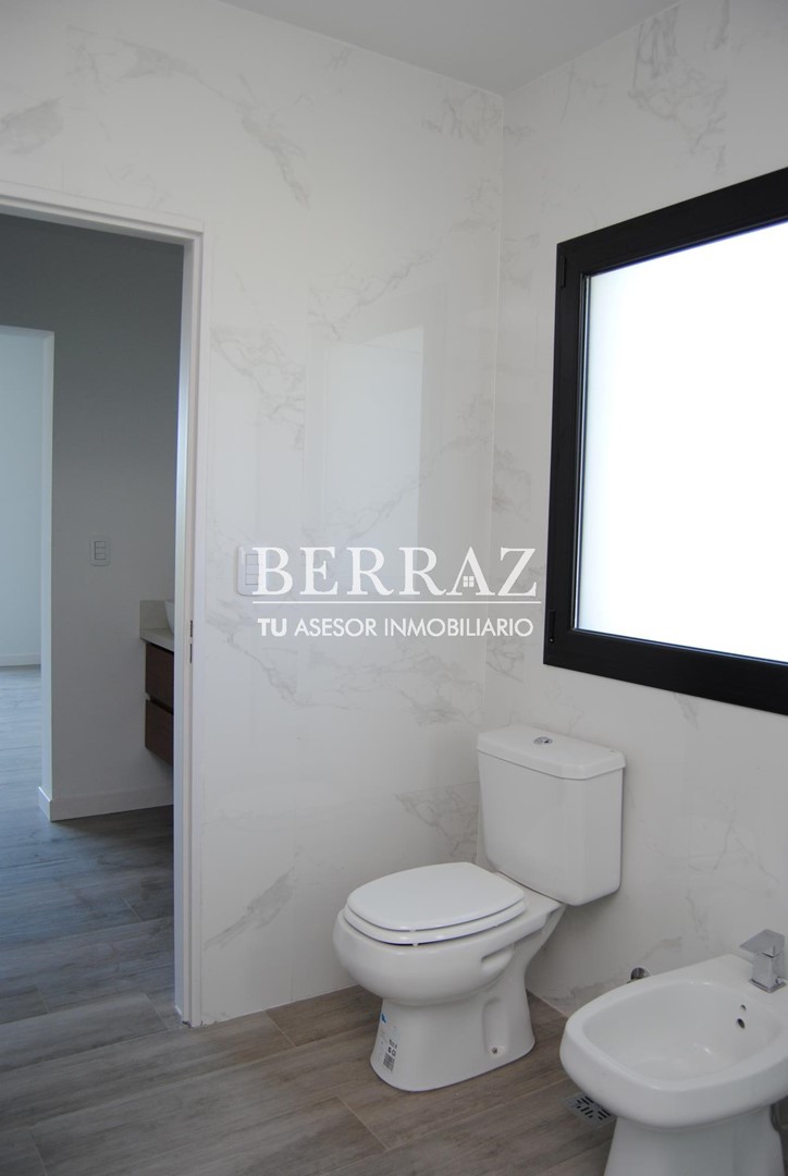 Casa venta 4 ambientes El Canal Villanueva lote de 563,50 m2