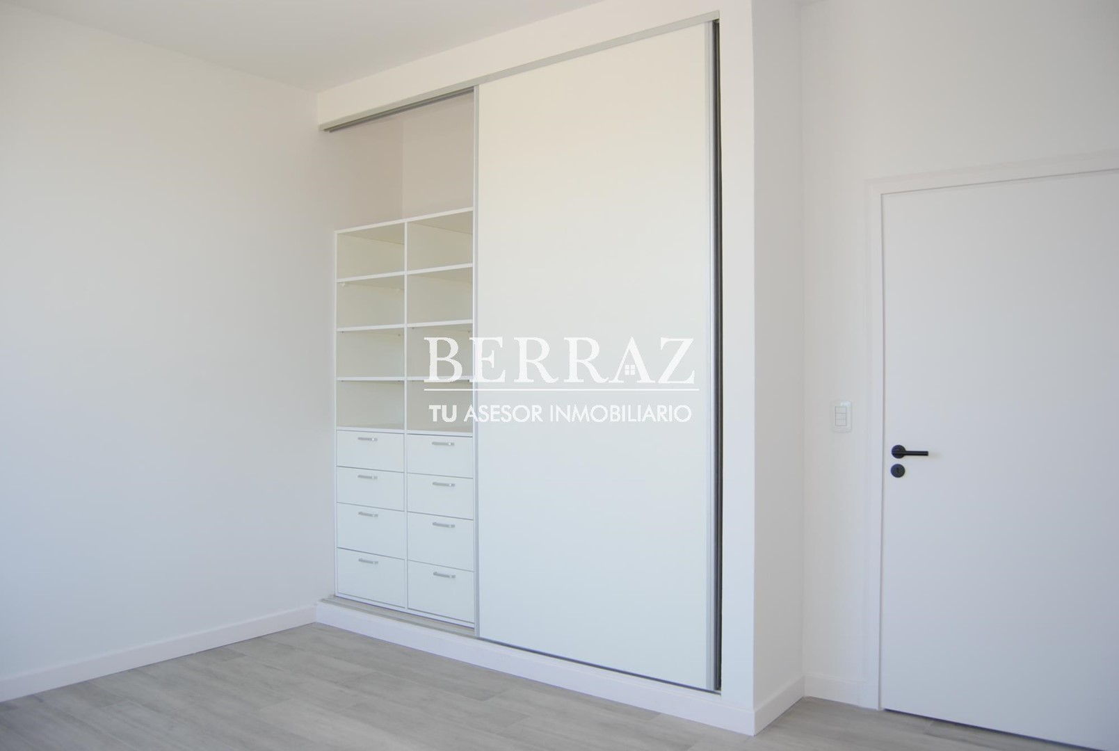 Casa venta 4 ambientes El Canal Villanueva lote de 563,50 m2
