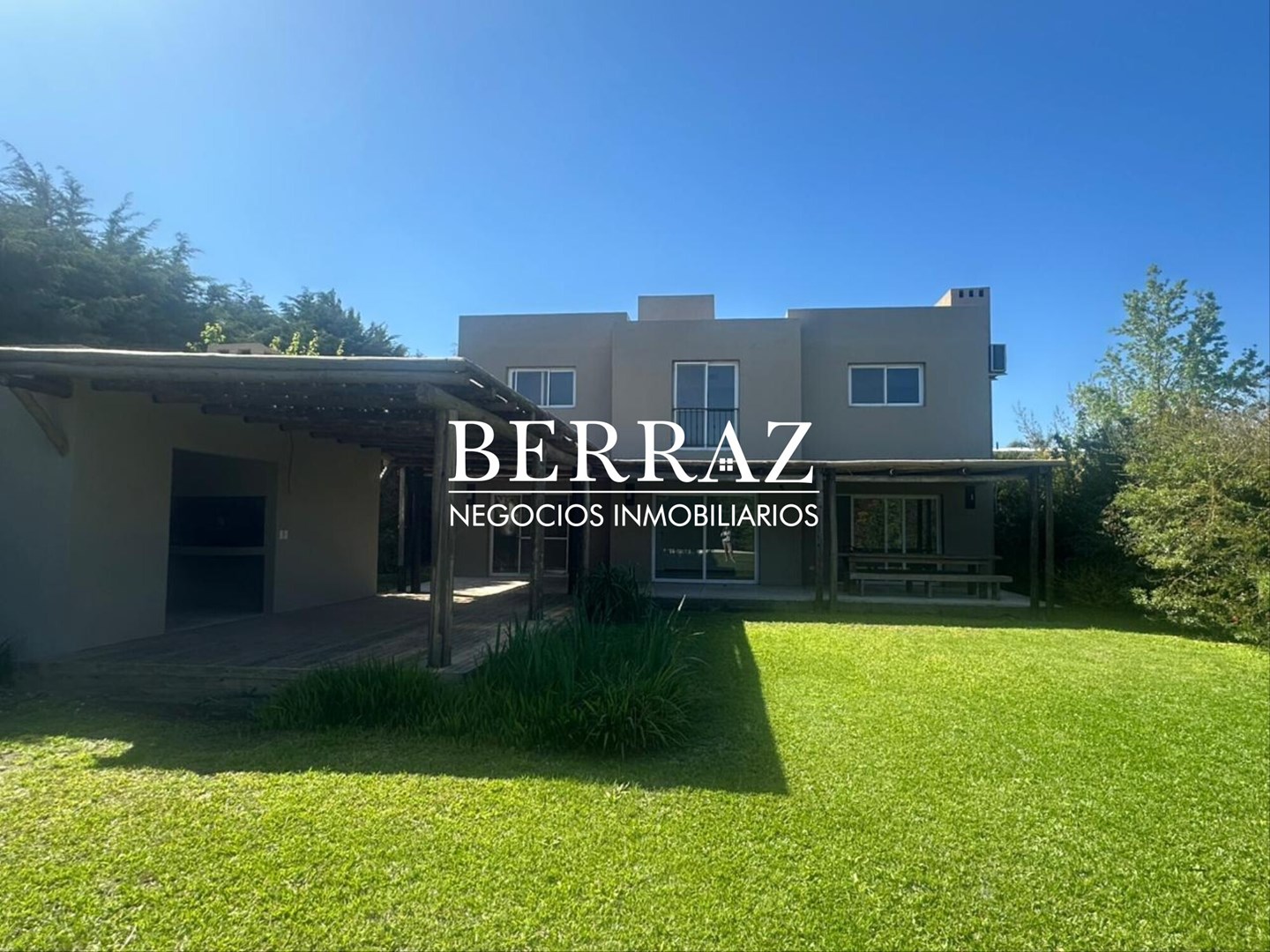 OPORTUNIDAD! Casa Venta 4 ambientes en Saint Matthew's Pilar lote de 800 m2