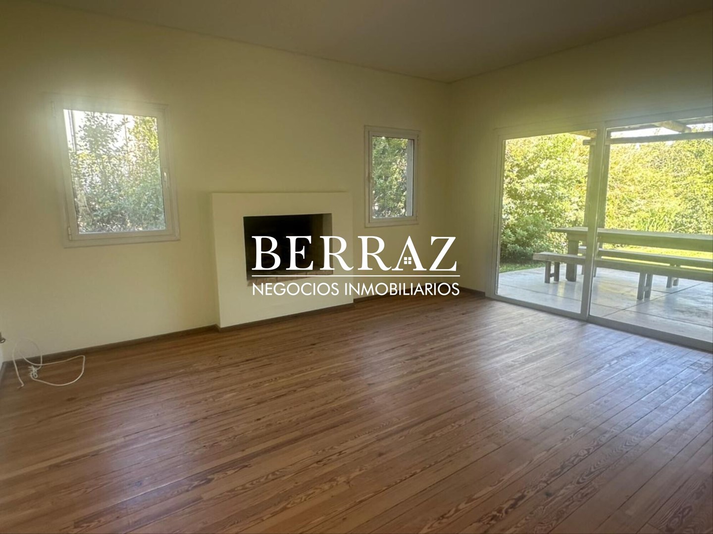 OPORTUNIDAD! Casa Venta 4 ambientes en Saint Matthew's Pilar lote de 800 m2