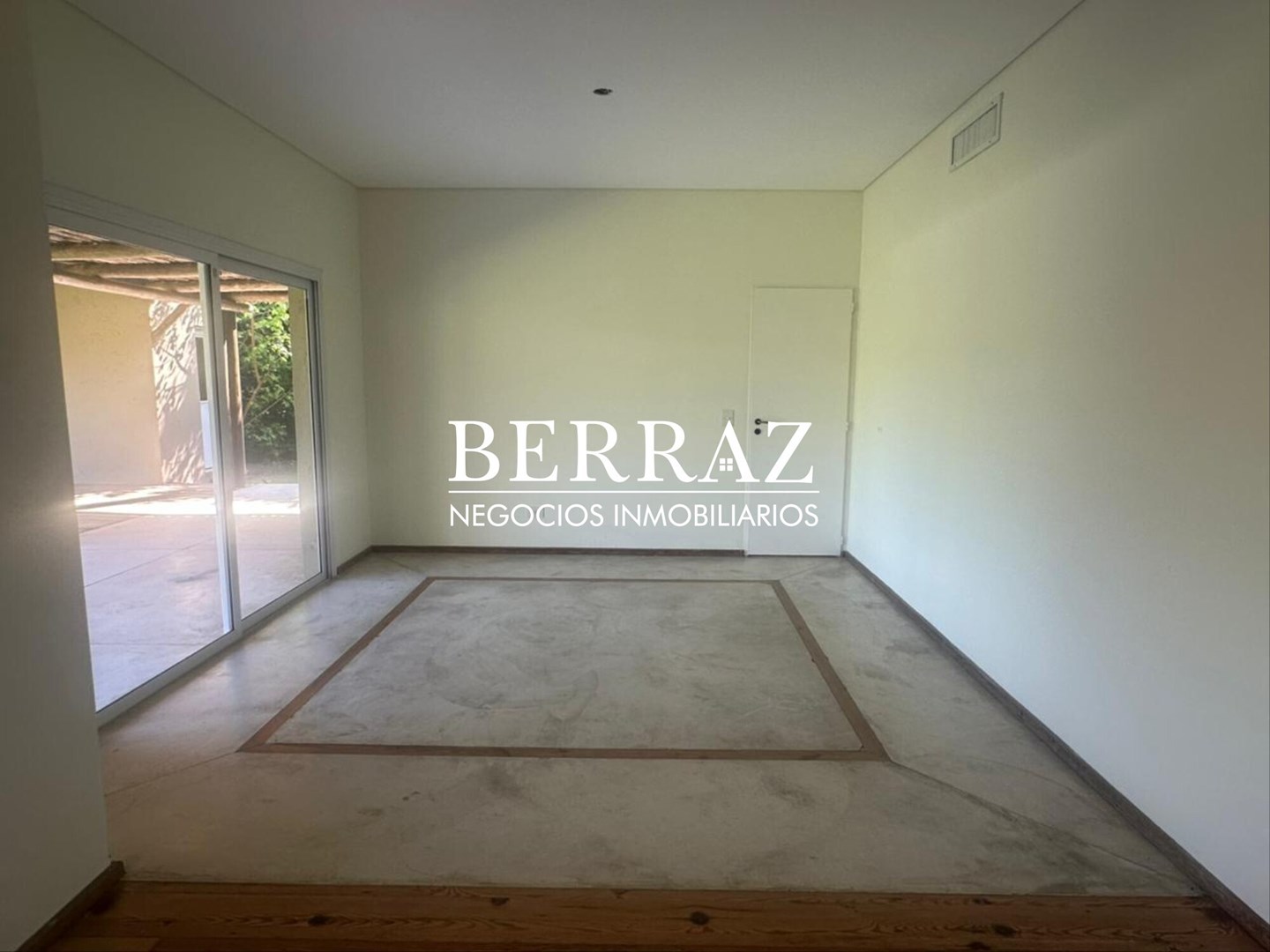 OPORTUNIDAD! Casa Venta 4 ambientes en Saint Matthew's Pilar lote de 800 m2