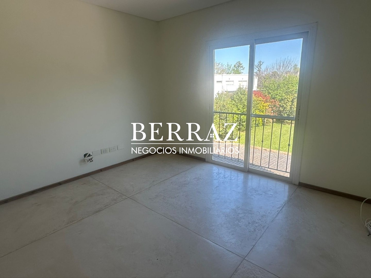 OPORTUNIDAD! Casa Venta 4 ambientes en Saint Matthew's Pilar lote de 800 m2