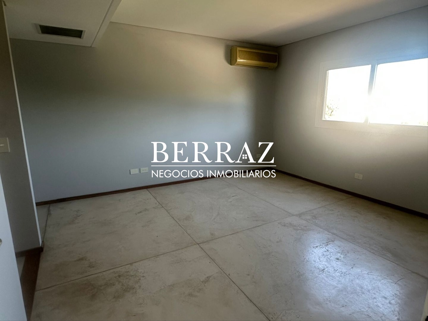 OPORTUNIDAD! Casa Venta 4 ambientes en Saint Matthew's Pilar lote de 800 m2