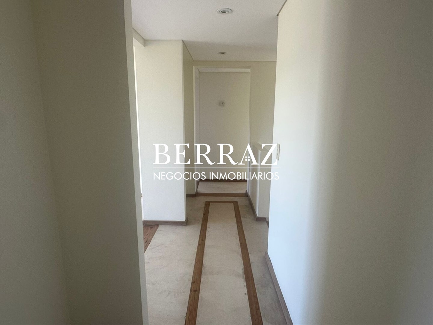 OPORTUNIDAD! Casa Venta 4 ambientes en Saint Matthew's Pilar lote de 800 m2