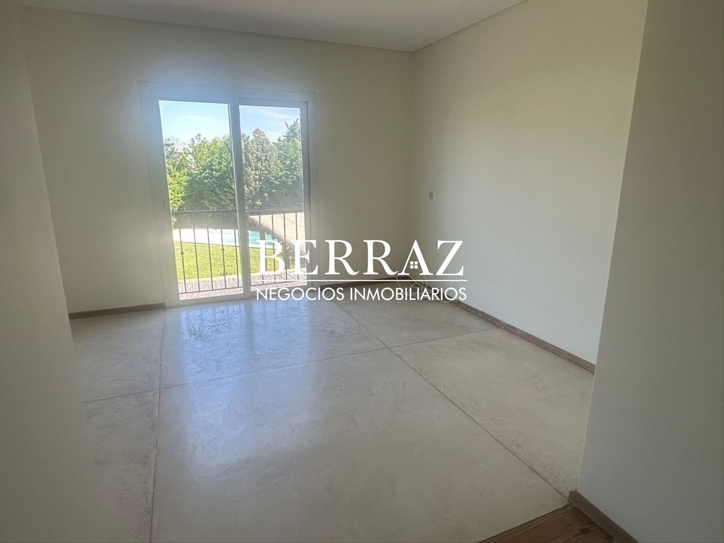 OPORTUNIDAD! Casa Venta 4 ambientes en Saint Matthew's Pilar lote de 800 m2
