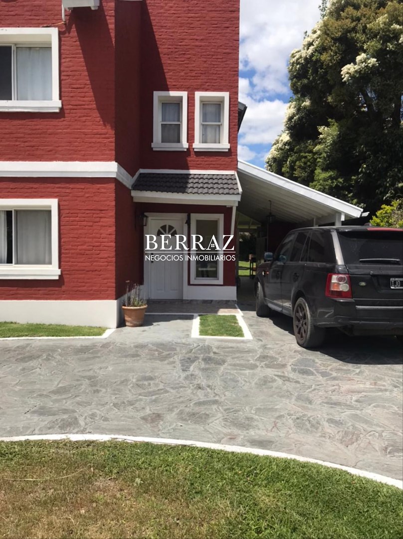 Casa venta 8 ambientes en Las Condes Pilar lote de 800 m2