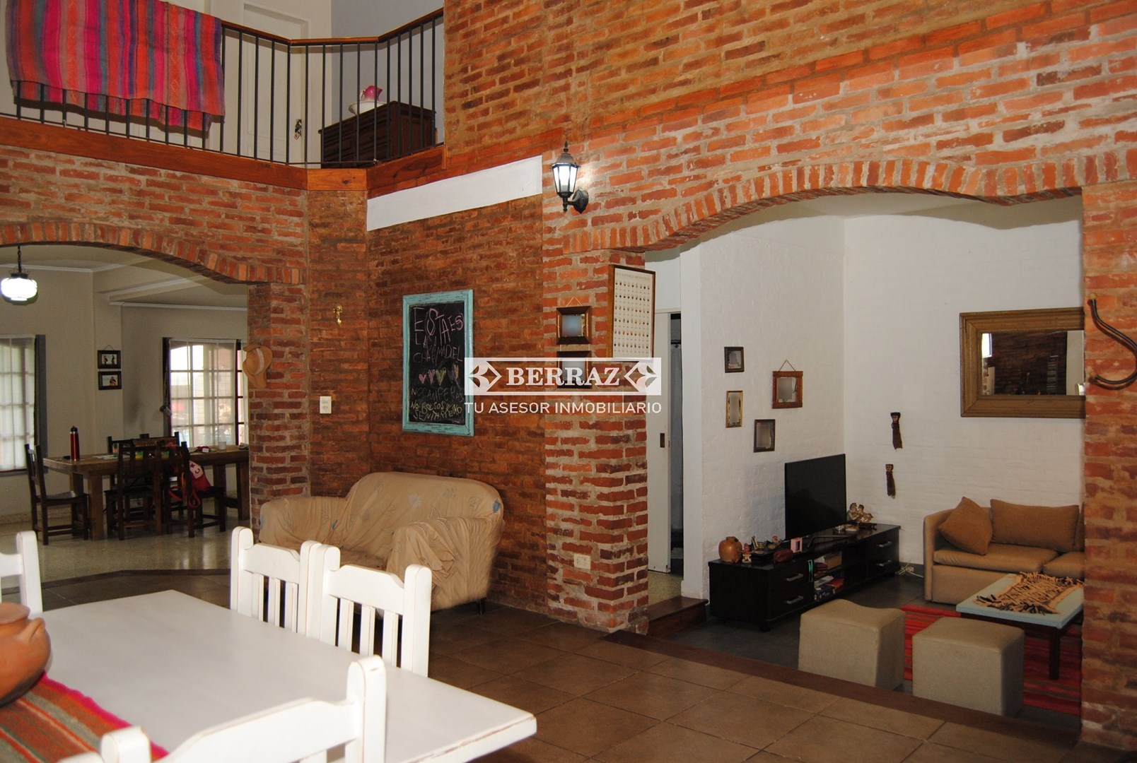 Casa venta 4 ambientes en Montecarlo Pilar Lote de 360 m2
