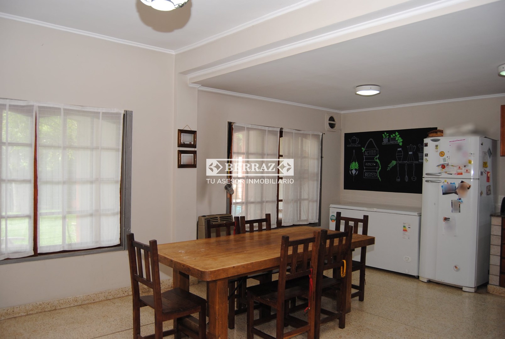 Casa venta 4 ambientes en Montecarlo Pilar Lote de 360 m2