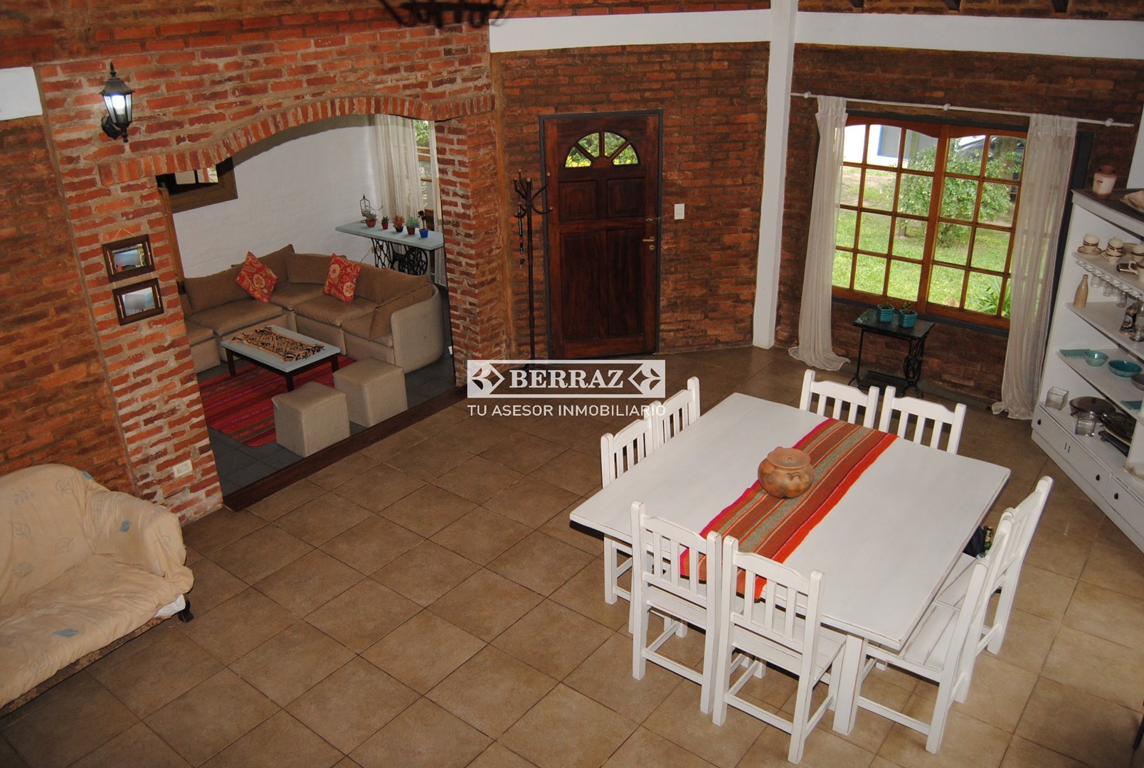 Casa venta 4 ambientes en Montecarlo Pilar Lote de 360 m2