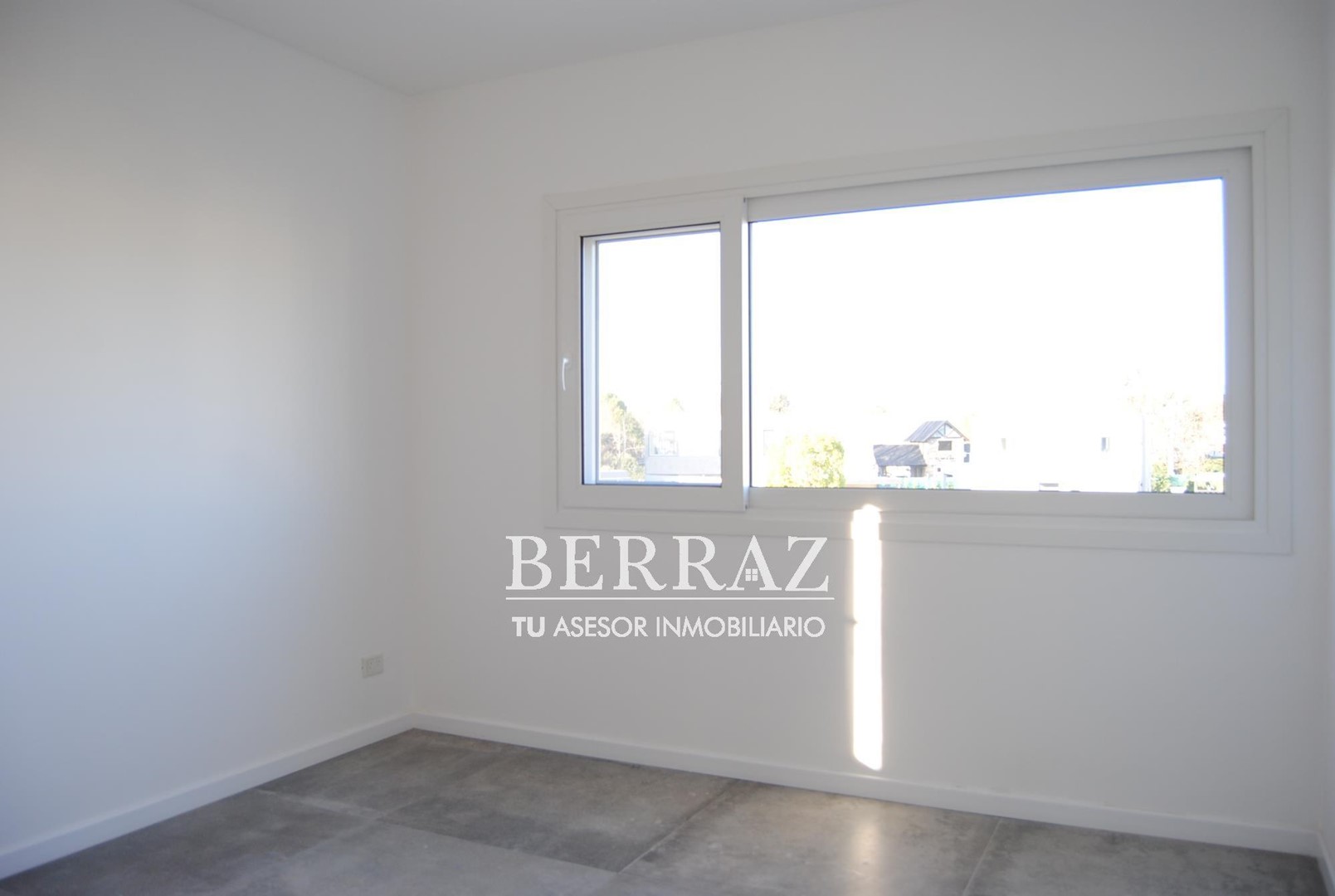 Casa venta 6 ambientes en Ayres Plaza lote de 677 m2