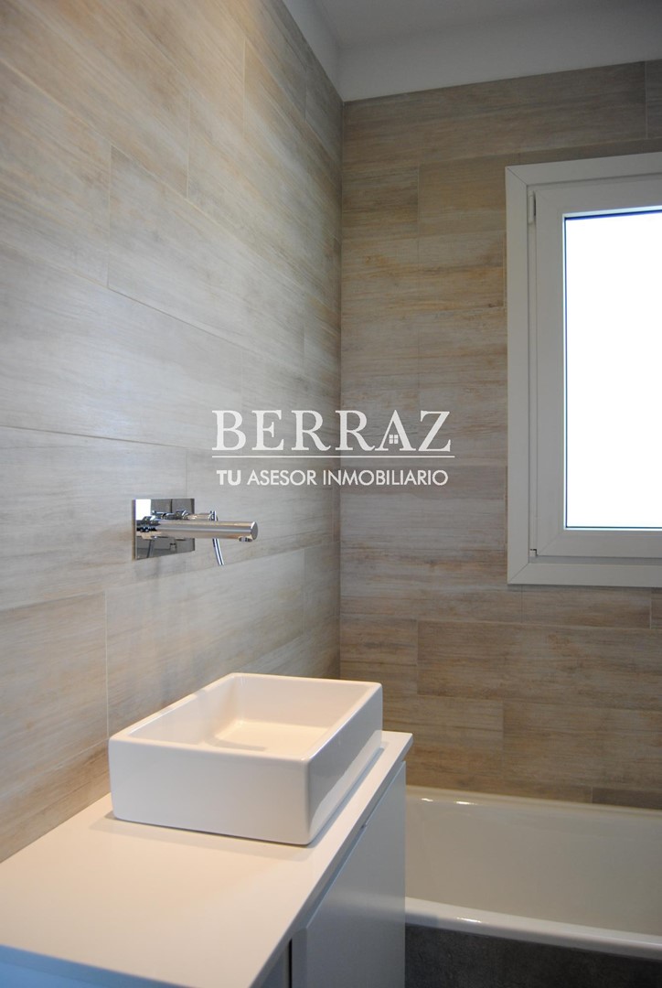 Casa venta 6 ambientes en Ayres Plaza lote de 677 m2