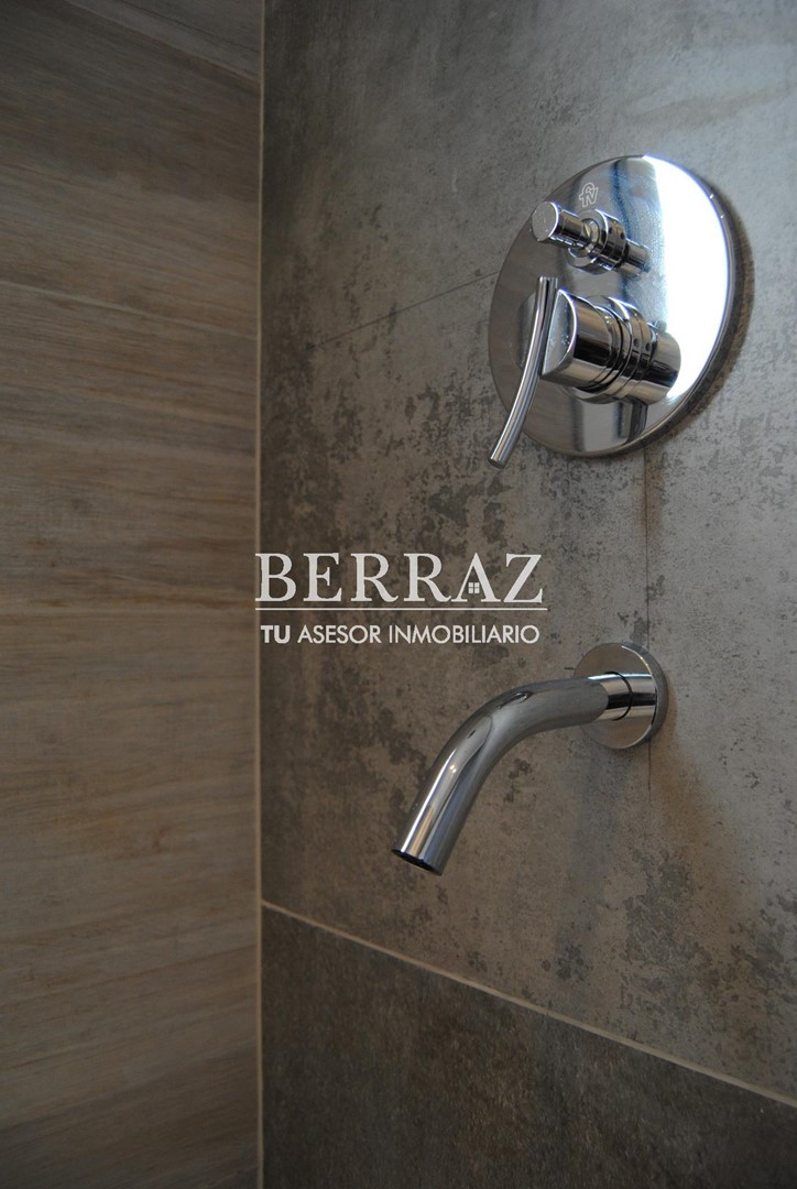 Casa venta 6 ambientes en Ayres Plaza lote de 677 m2