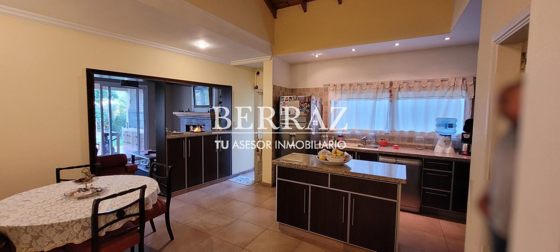 Oportunidad! Casa Venta a la laguna San Isidro Labrador Villanueva