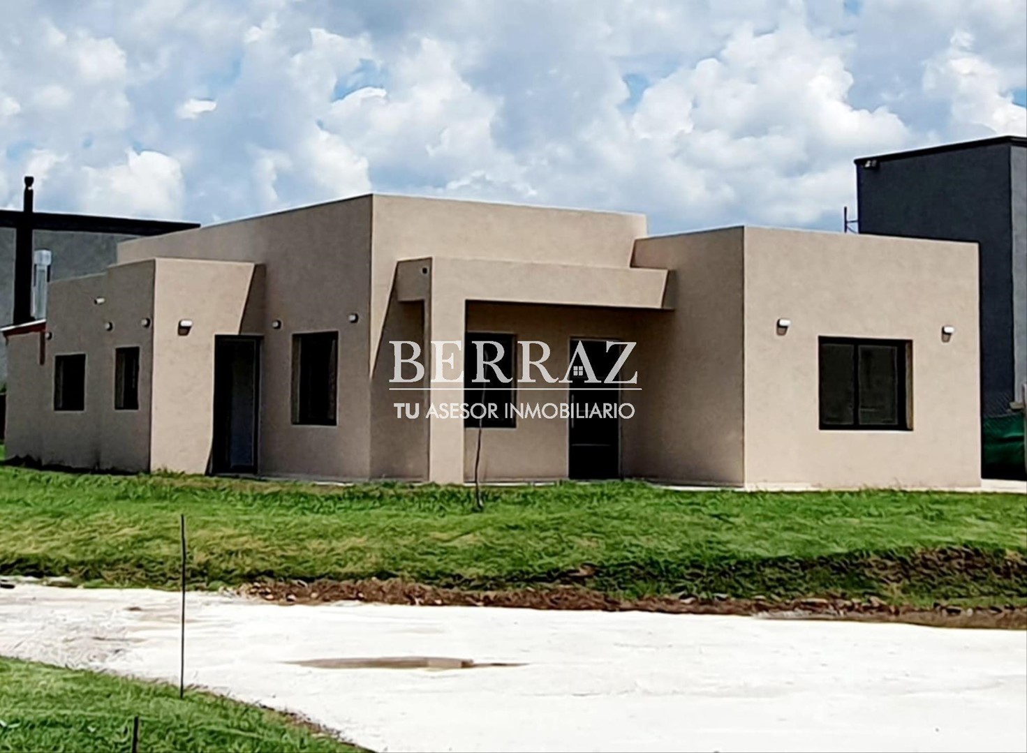 Casa 4 ambientes en venta barrio Los Arces La Cañada Pilar lote de 513 m2