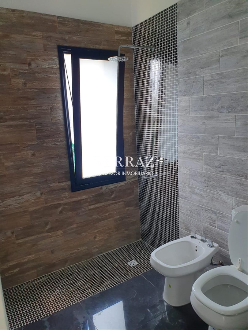Casa 4 ambientes en venta barrio Los Arces La Cañada Pilar lote de 513 m2