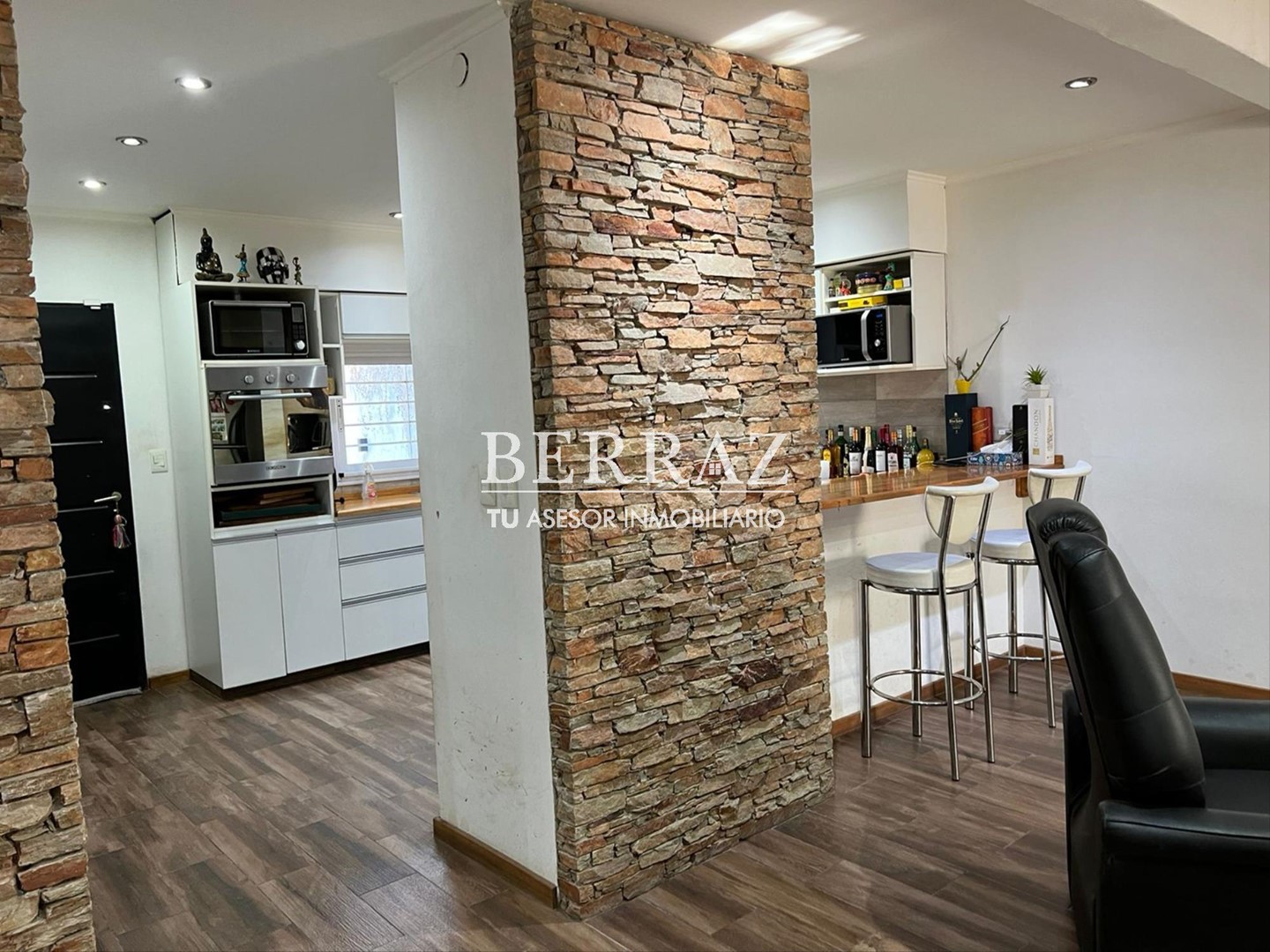 Casa Venta en Manuel Alberti Lote de 330 m2