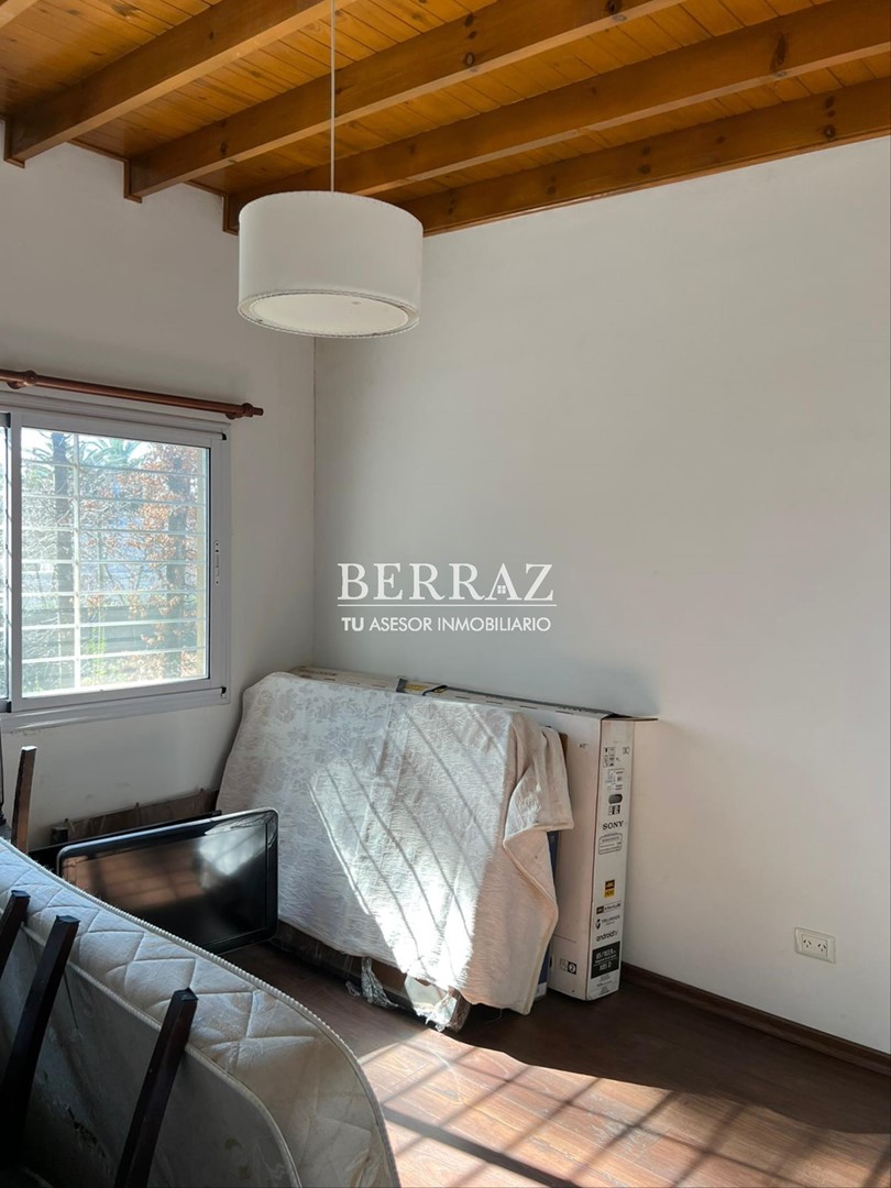 Casa Venta en Manuel Alberti Lote de 330 m2