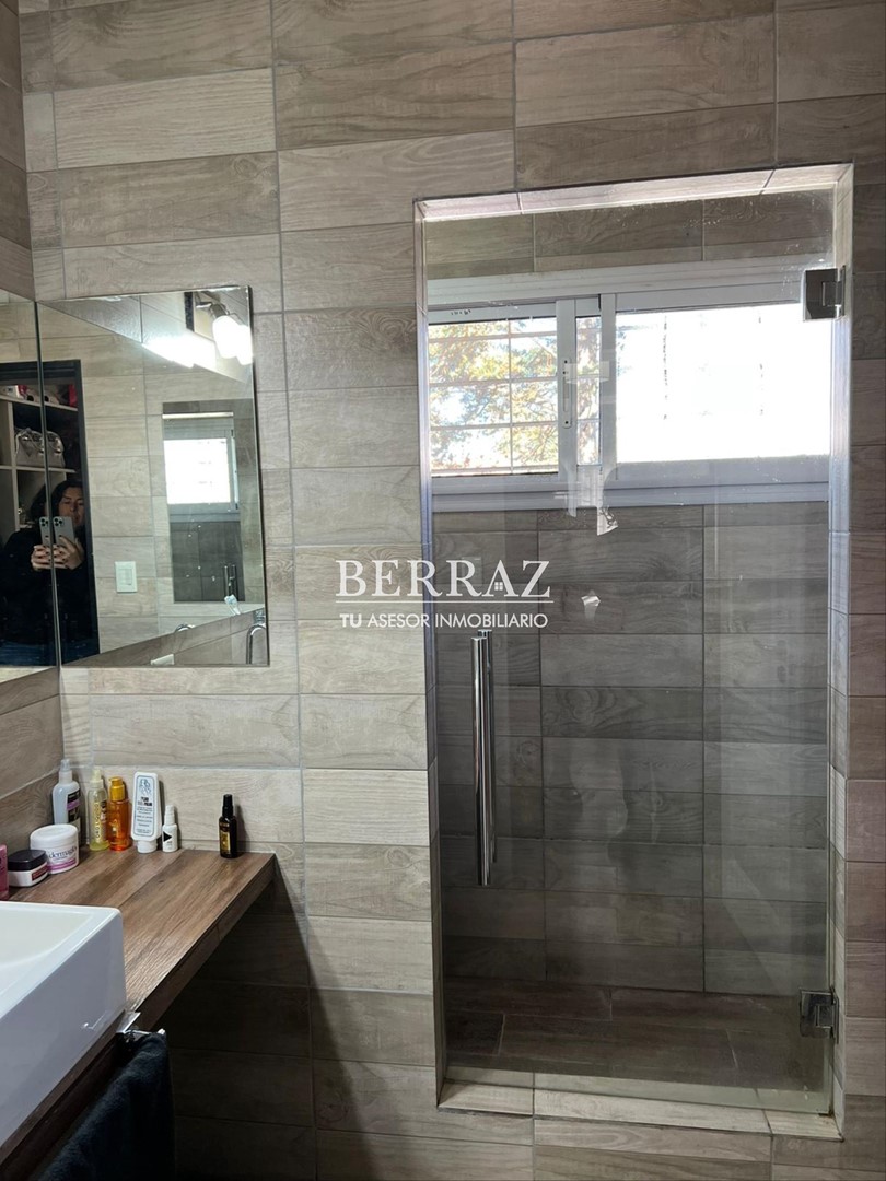 Casa Venta en Manuel Alberti Lote de 330 m2