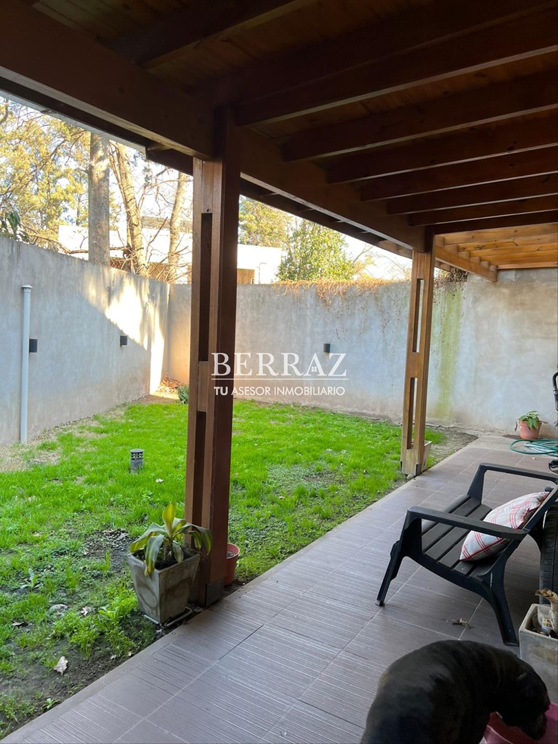 Casa Venta en Manuel Alberti Lote de 330 m2