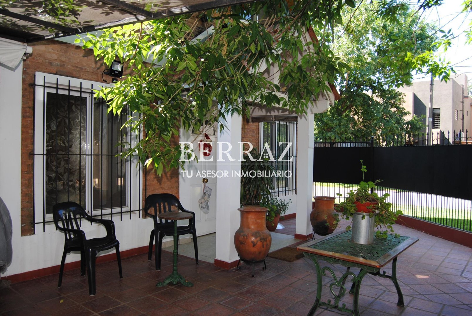 Venta Casa De Vicenzo Chico Lote de 195 m2 Pilar