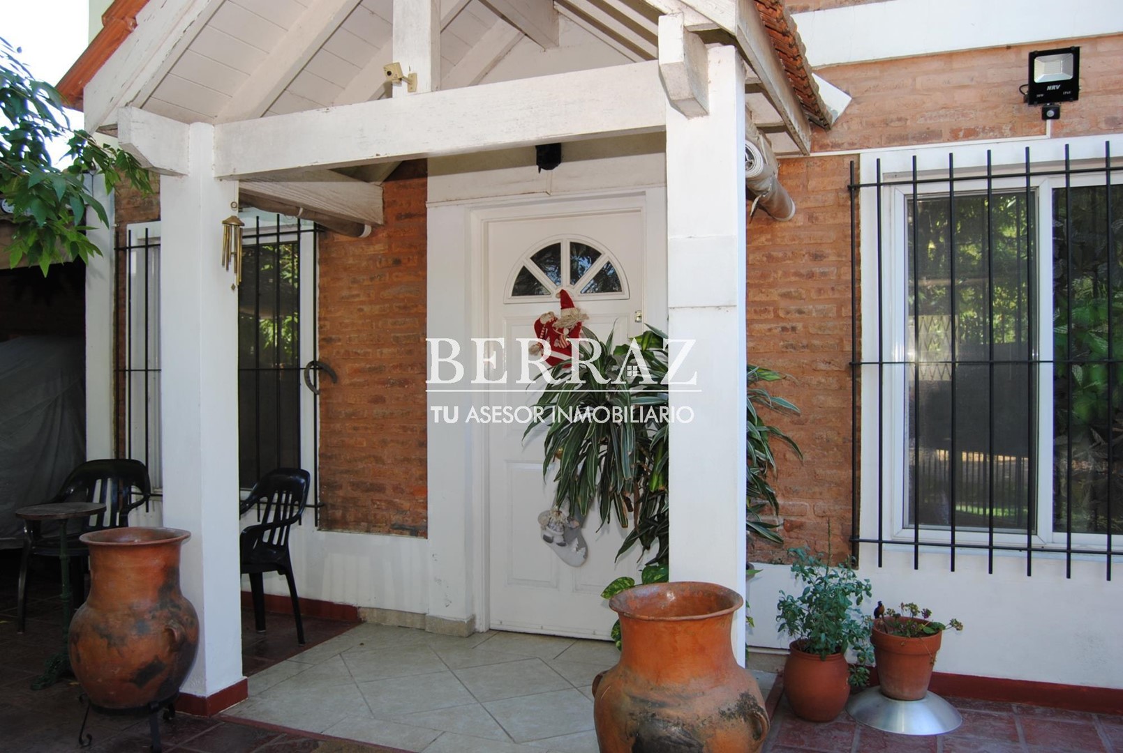 Venta Casa De Vicenzo Chico Lote de 195 m2 Pilar