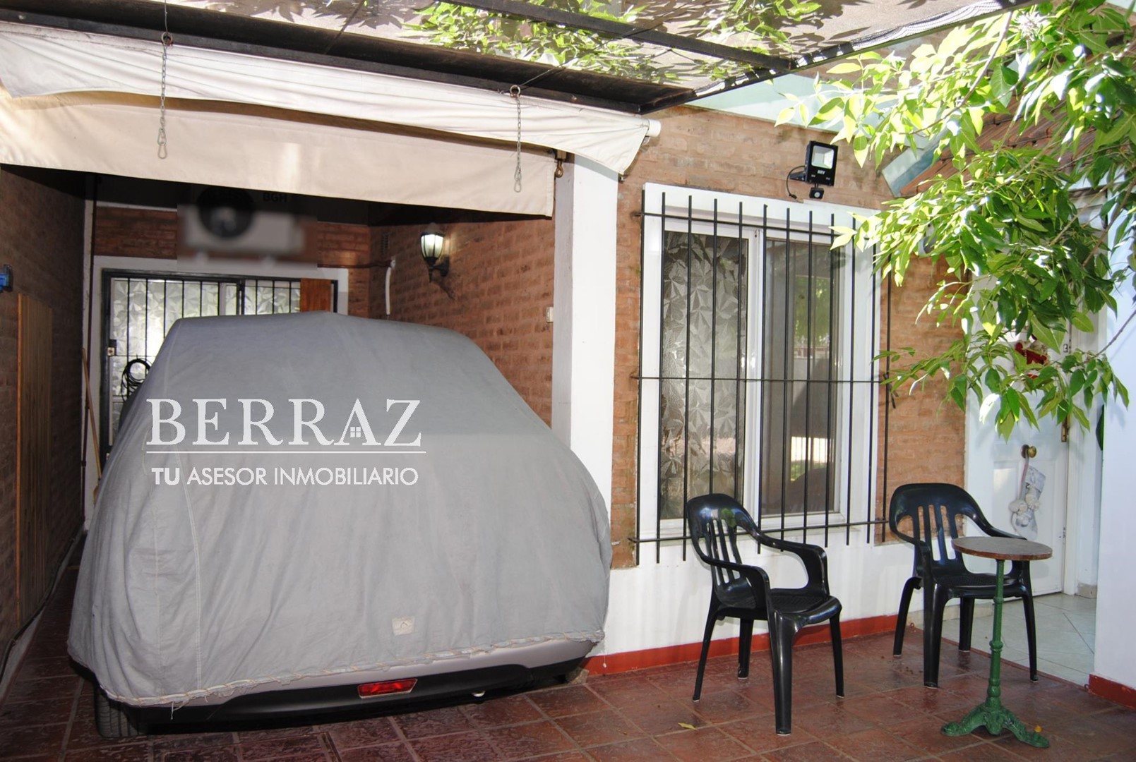 Venta Casa De Vicenzo Chico Lote de 195 m2 Pilar
