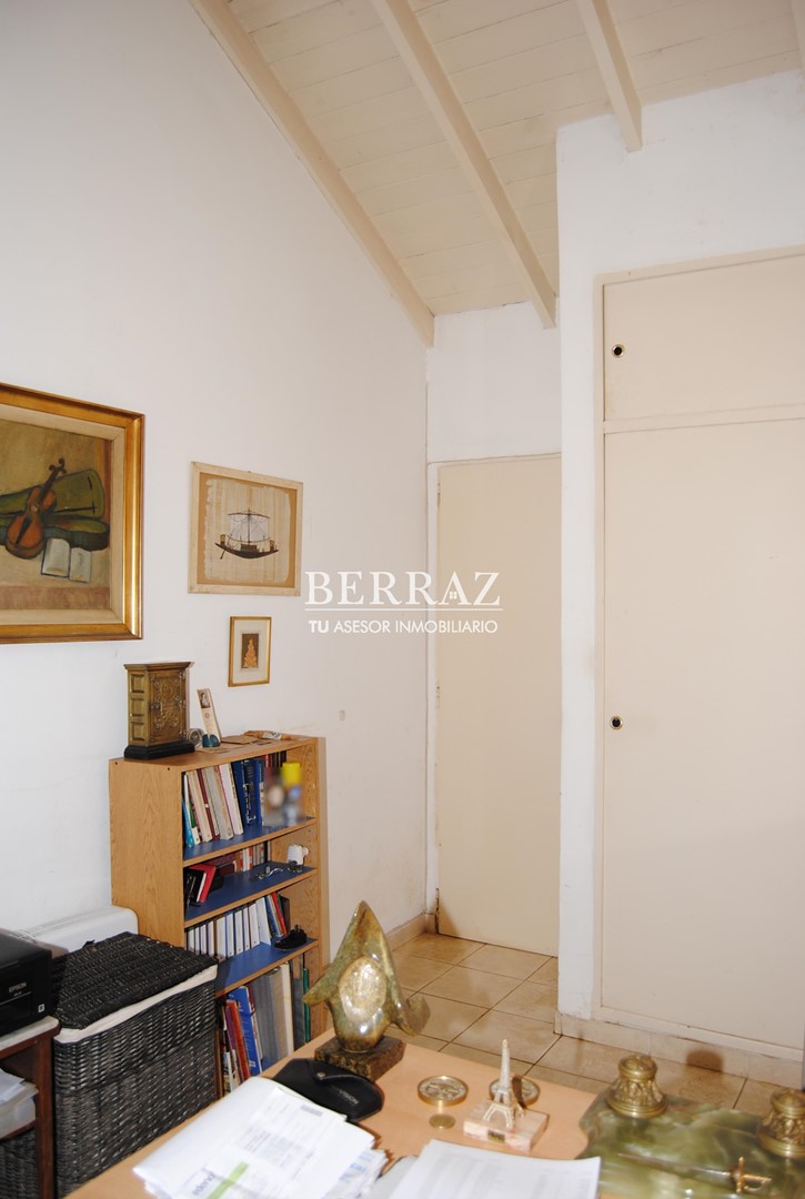 Venta Casa De Vicenzo Chico Lote de 195 m2 Pilar