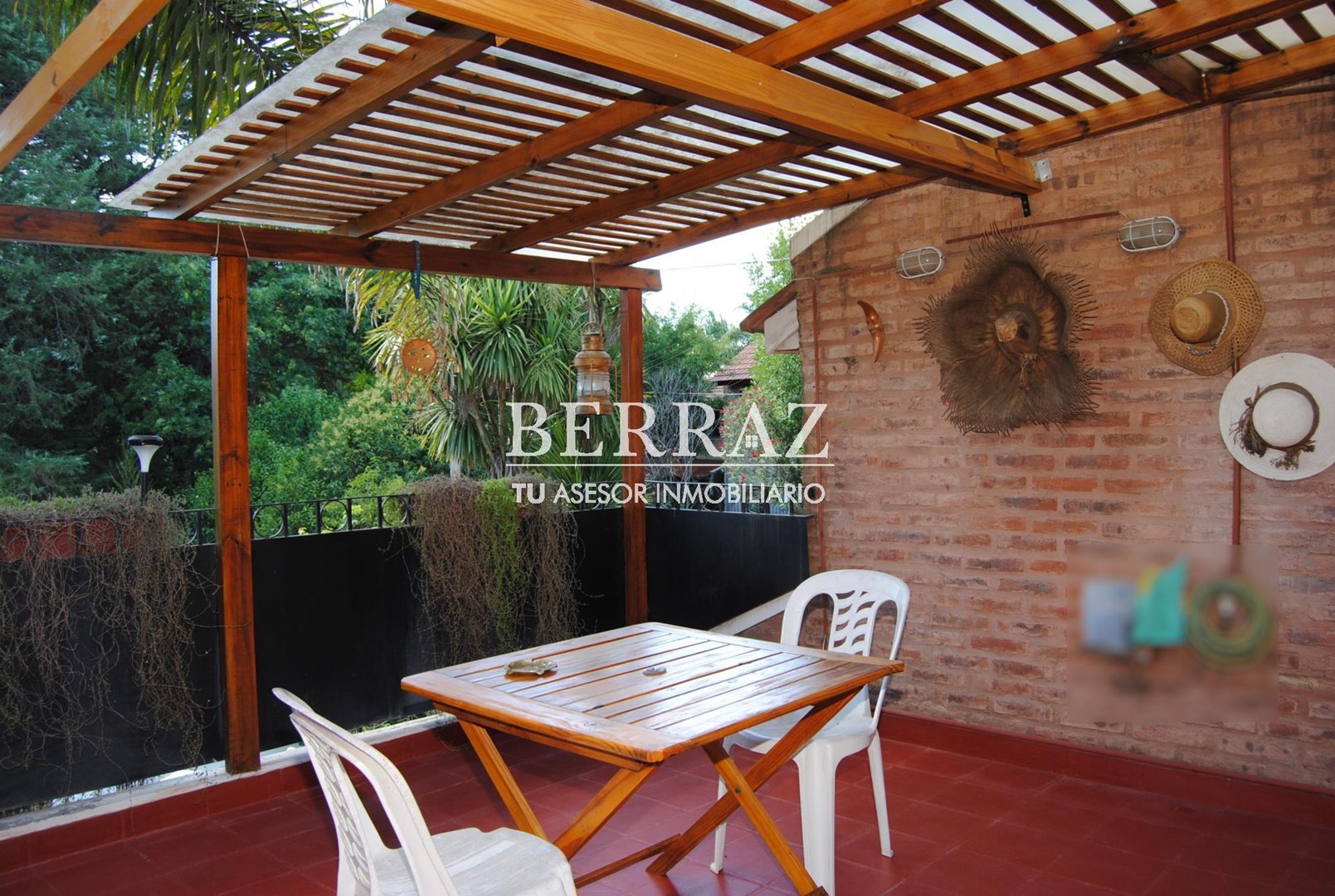 Venta Casa De Vicenzo Chico Lote de 195 m2 Pilar