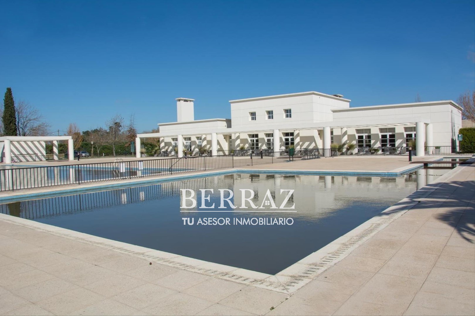 Casa Venta La Lomada Lote de 813 m2 Pilar