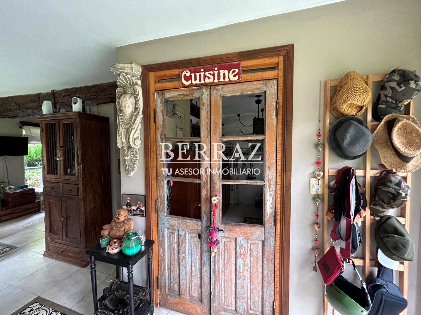 Casa venta 6 ambientes en Aranzazu Escobar Lote de 630 m2