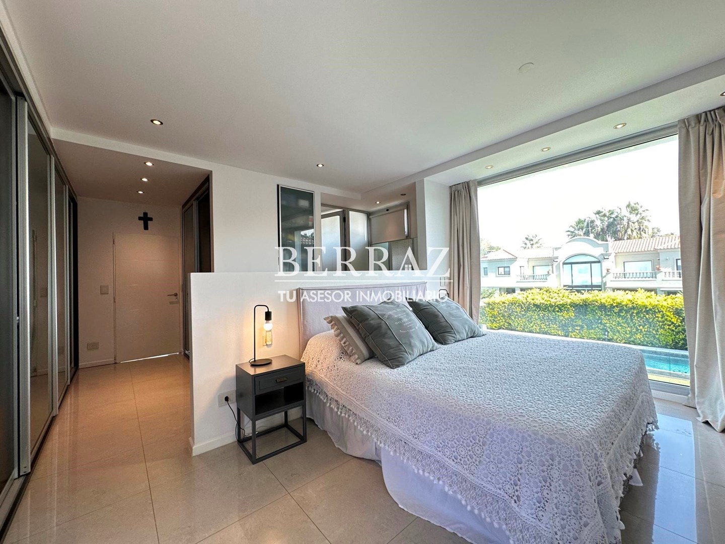 Casa 5 AMB en Venta Barrio La Pradera II Pilar Estilo Racionalista