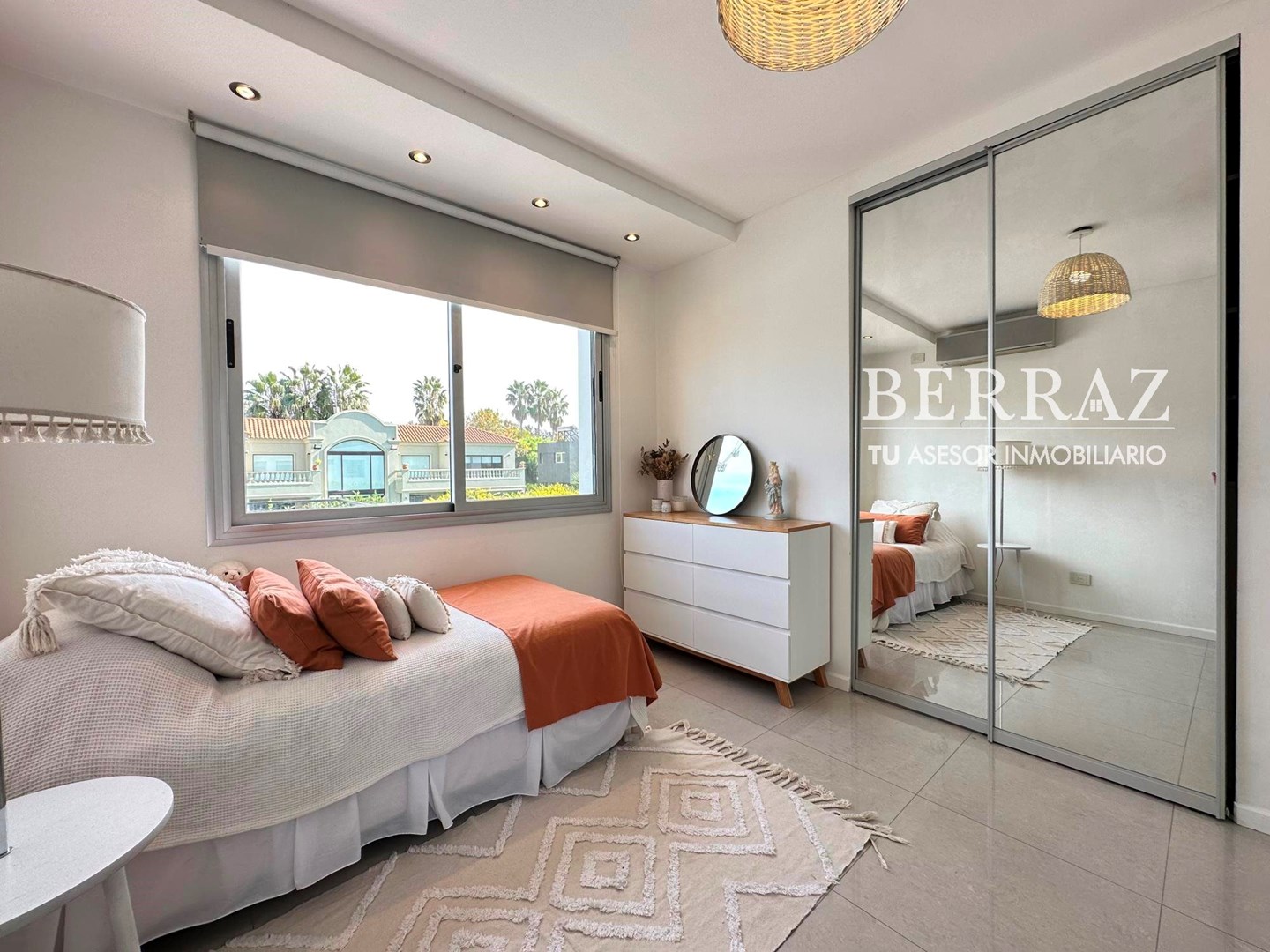 Casa 5 AMB en Venta Barrio La Pradera II Pilar Estilo Racionalista
