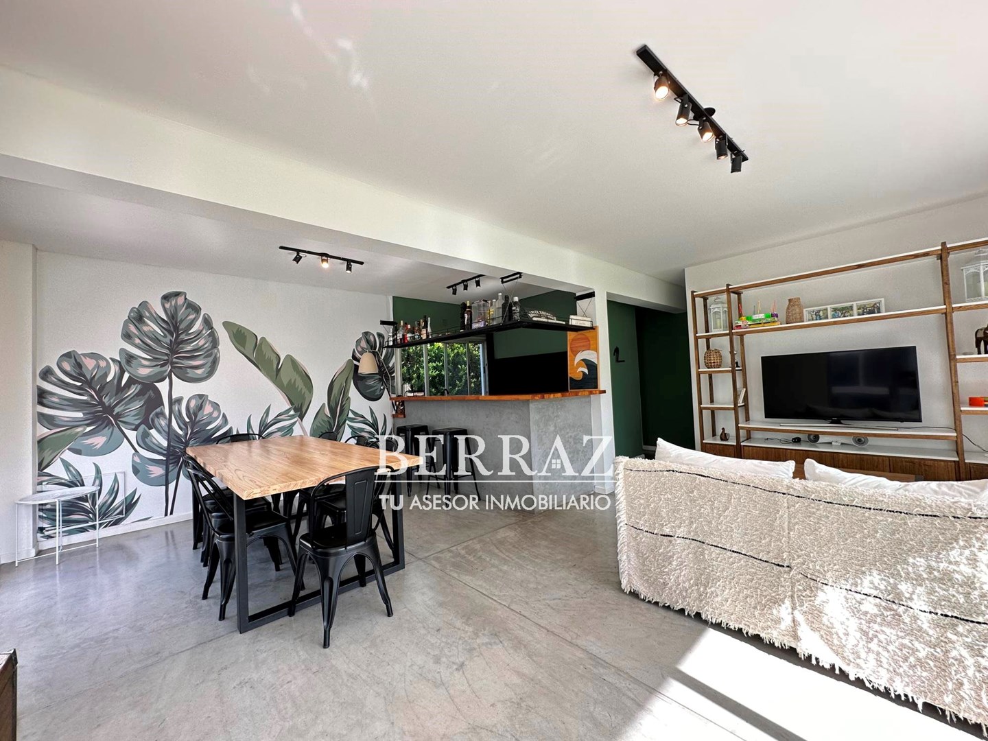 Casa 5 AMB en Venta Barrio La Pradera II Pilar Estilo Racionalista