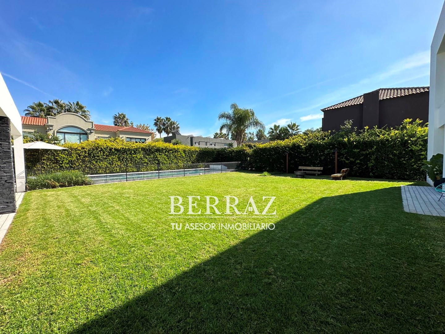 Casa 5 AMB en Venta Barrio La Pradera II Pilar Estilo Racionalista