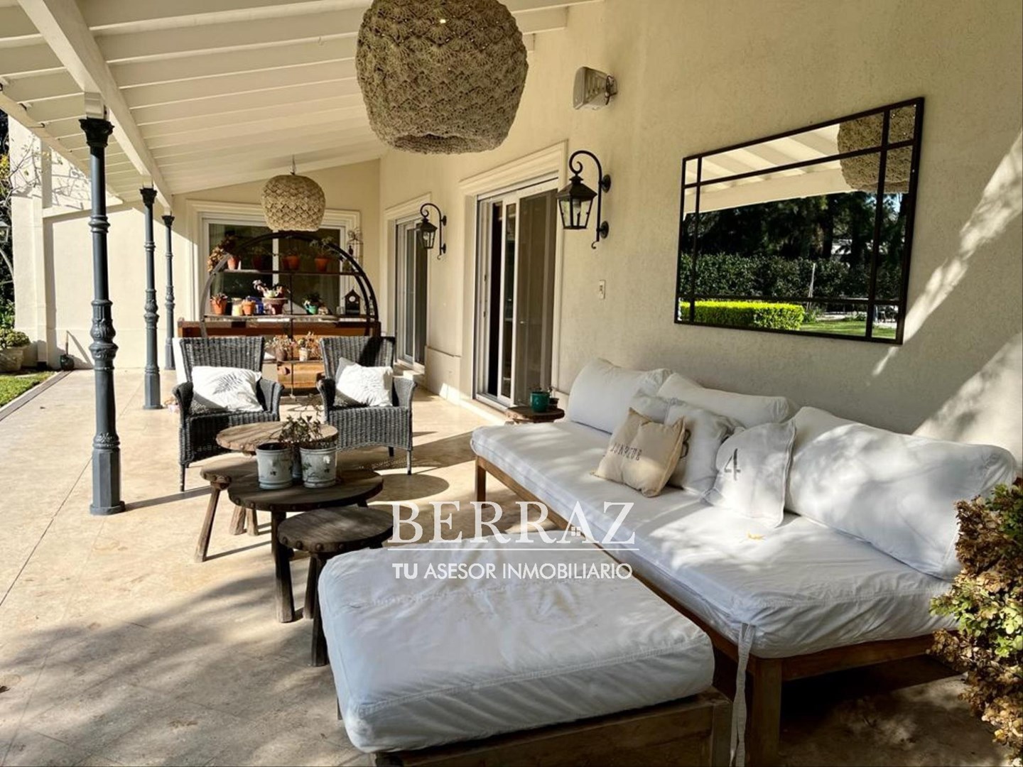 CASA EN VENTA TORTUGAS COUNTRY CLUB PILAR LOTE DE 1950 M2