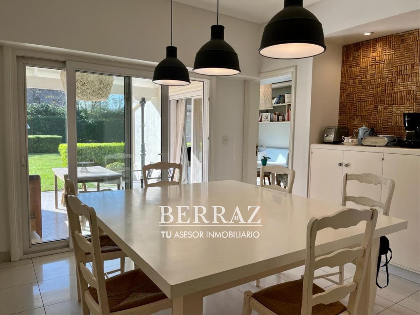 CASA EN VENTA TORTUGAS COUNTRY CLUB PILAR LOTE DE 1950 M2