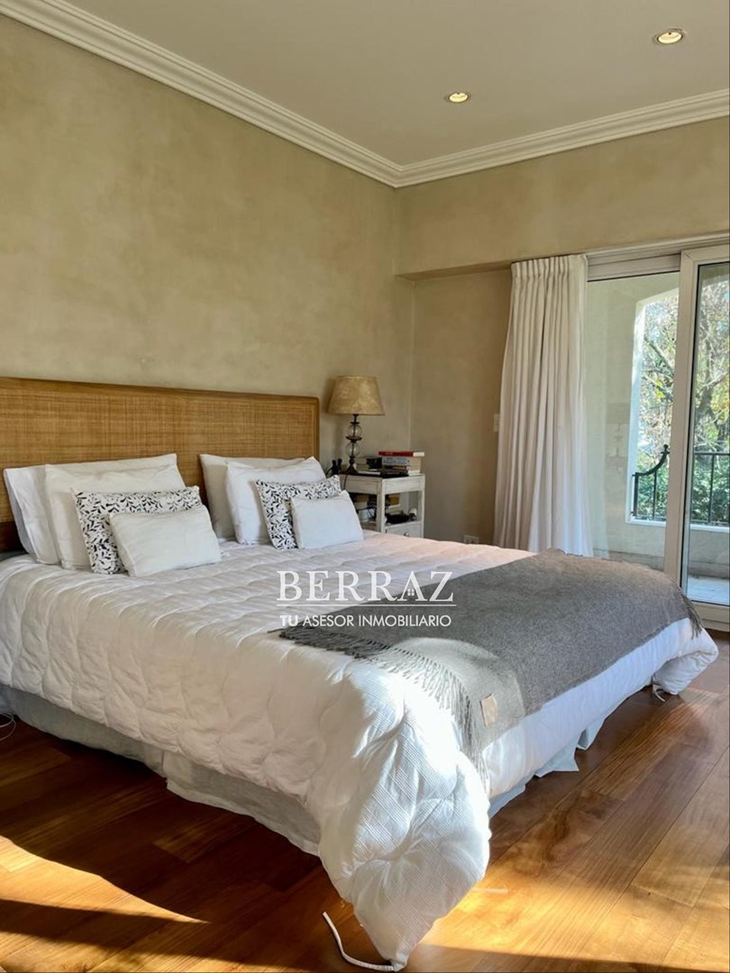 CASA EN VENTA TORTUGAS COUNTRY CLUB PILAR LOTE DE 1950 M2