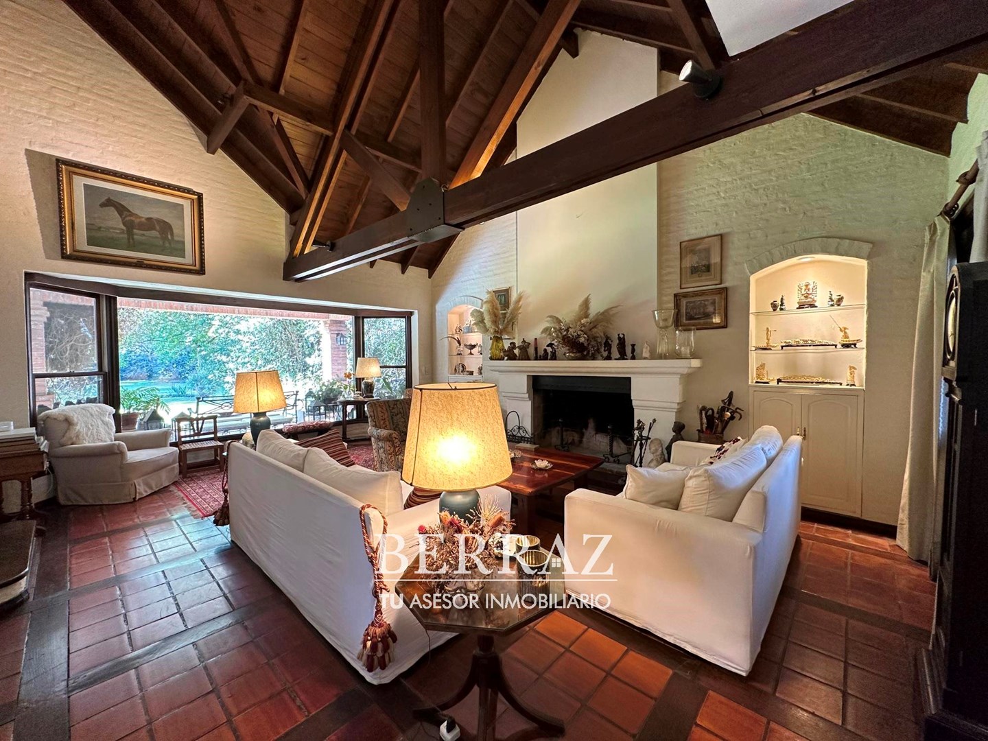 Casa venta 6 ambientes Tortugas Country Club Pilar lote de 1478 m2