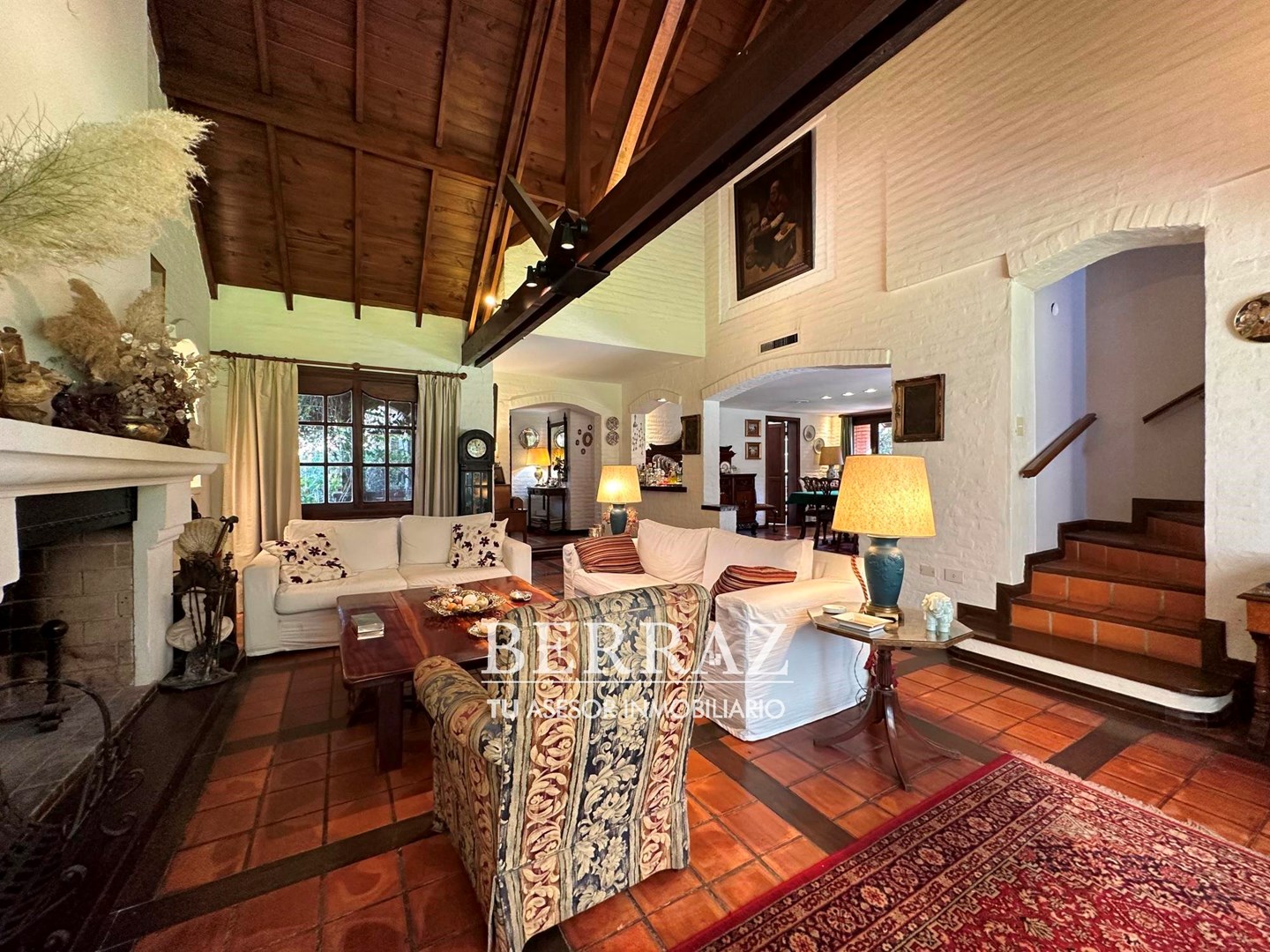 Casa venta 6 ambientes Tortugas Country Club Pilar lote de 1478 m2