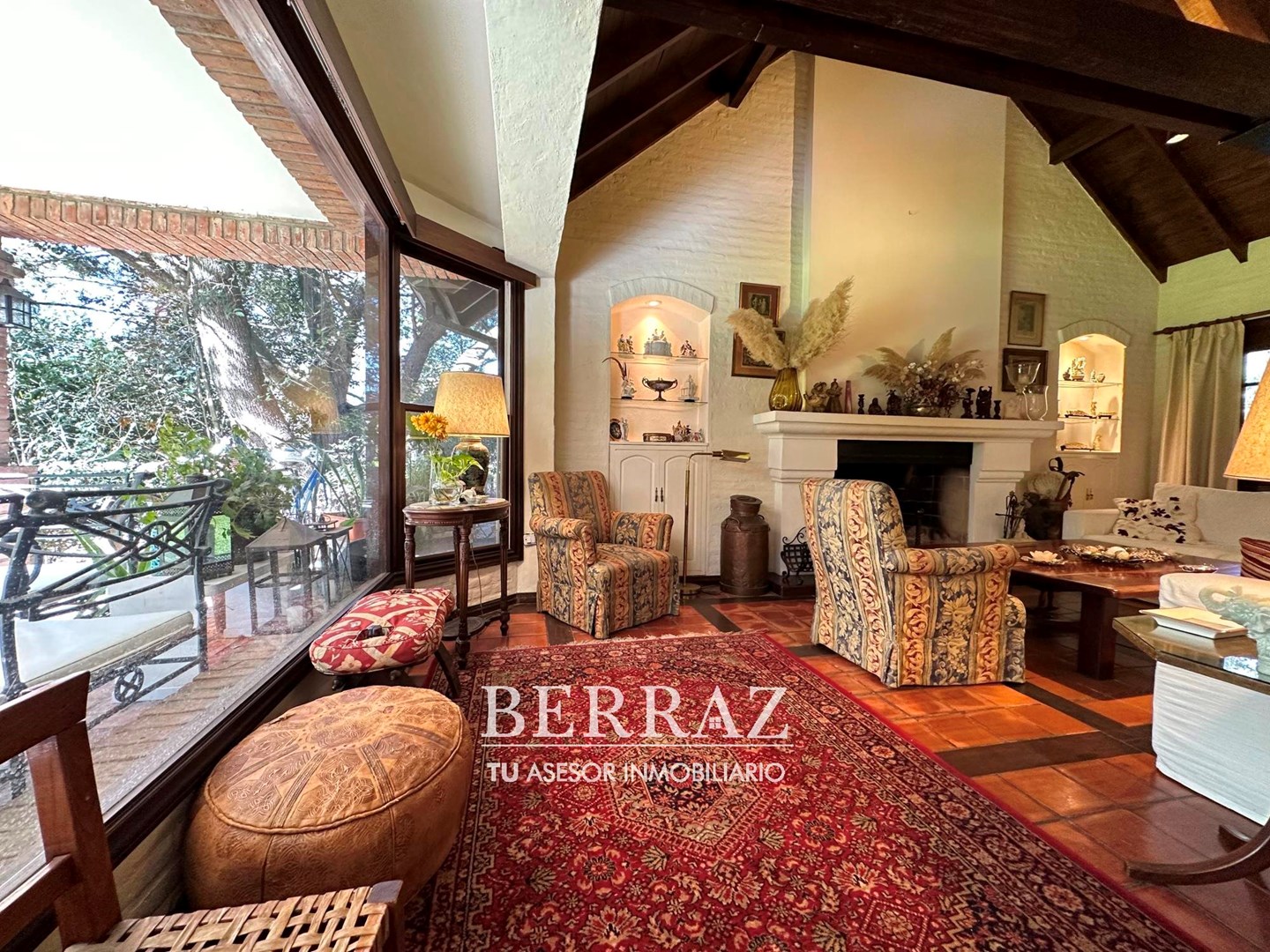 Casa venta 6 ambientes Tortugas Country Club Pilar lote de 1478 m2