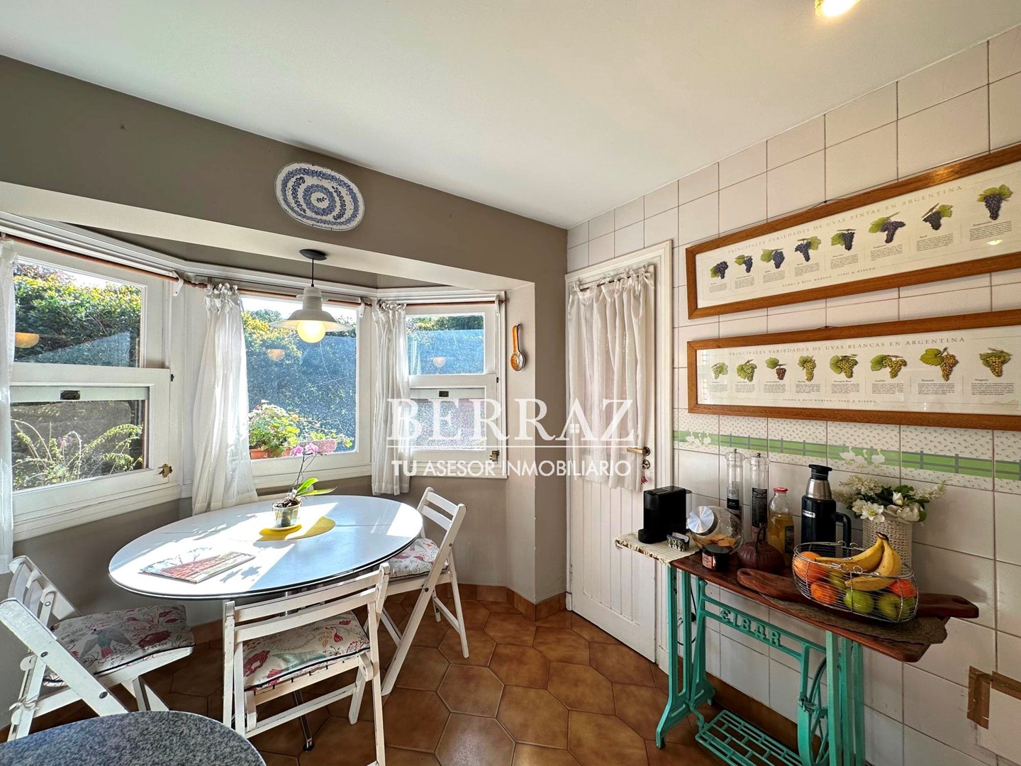 Casa venta 6 ambientes Tortugas Country Club Pilar lote de 1478 m2