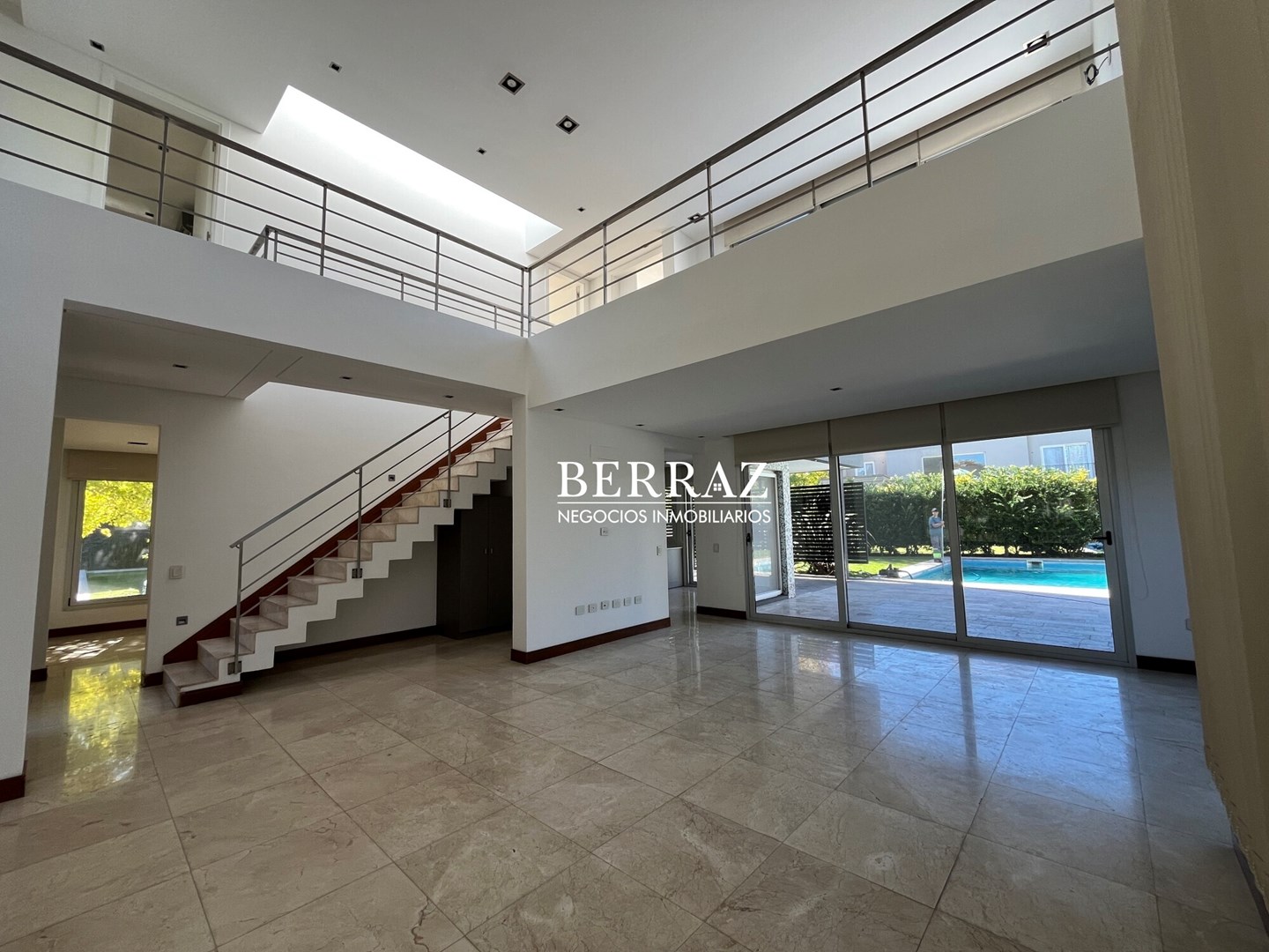 Casa venta 4 ambientes en Ayres Plaza Pilar lote de 655 m2