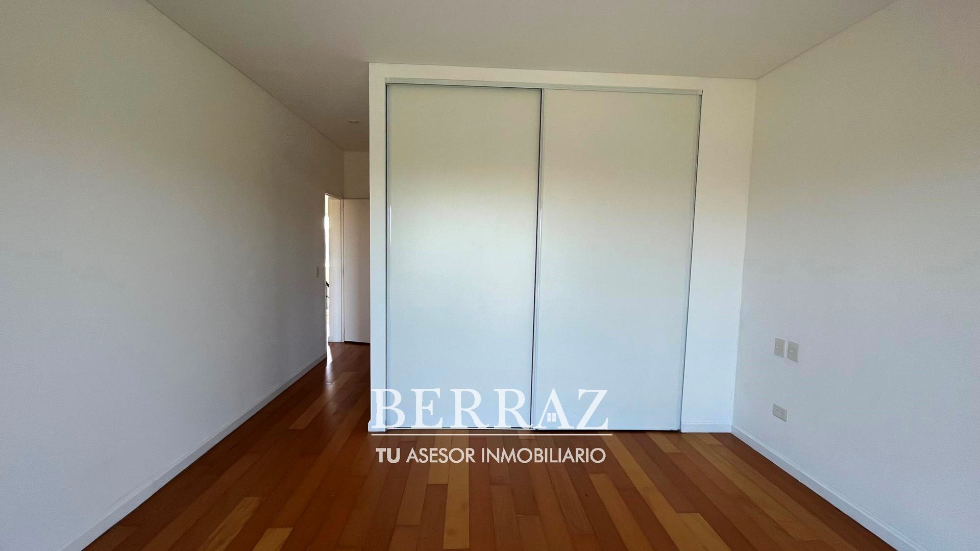 Casa alquiler 5 ambientes en Castaños Nordelta lote de 507 m2