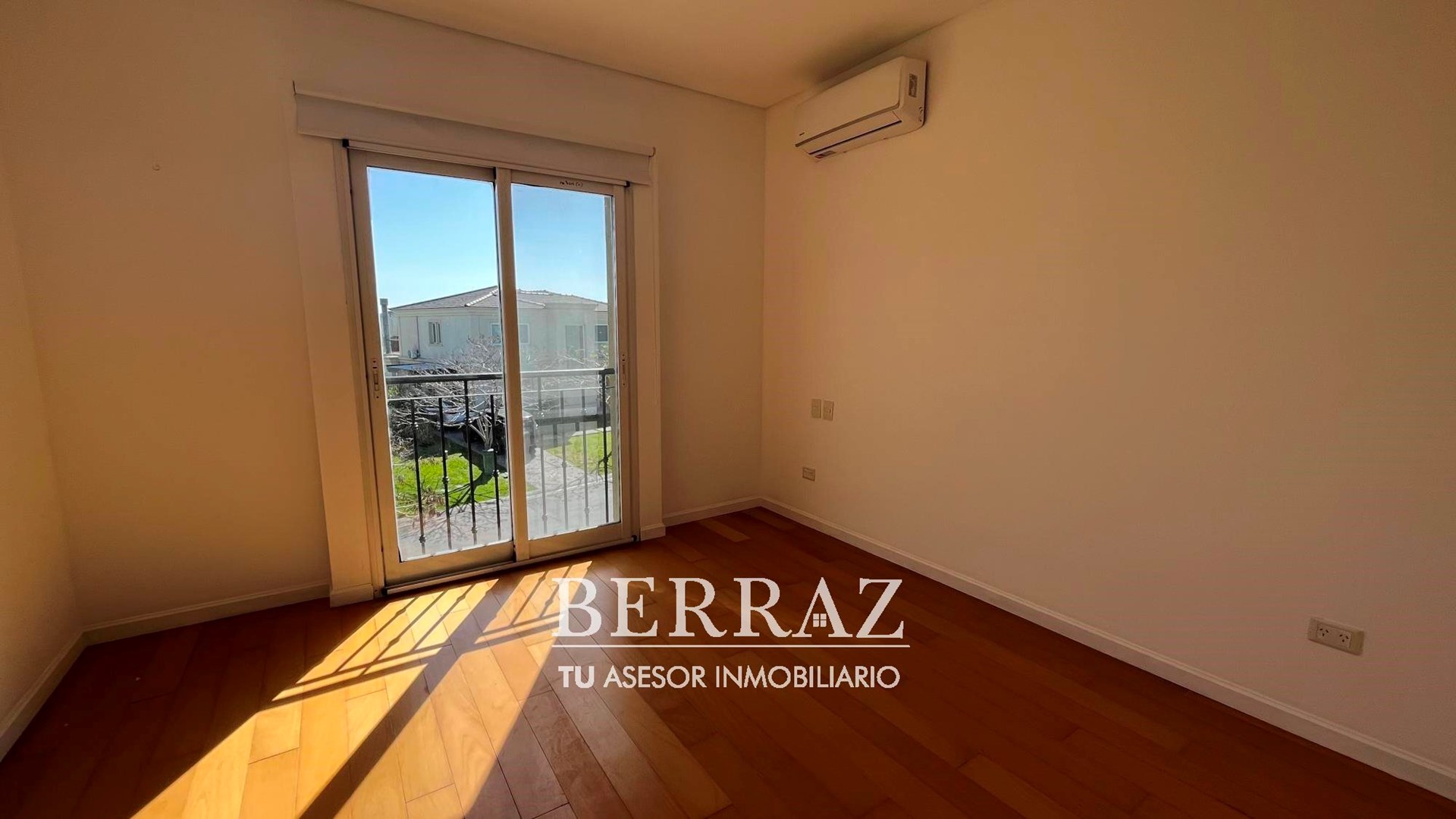 Casa alquiler 5 ambientes en Castaños Nordelta lote de 507 m2