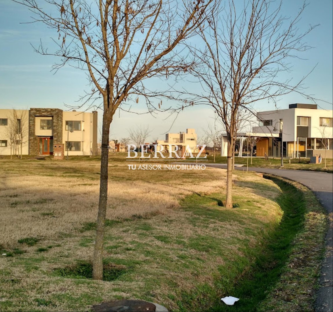 Lote venta de 655 m2 a la laguna en Santa Isabel II Escobar