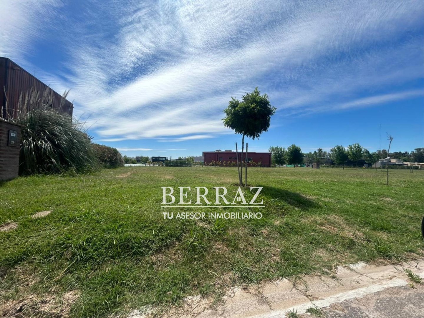 Lote venta de 655 m2 a la laguna en Santa Isabel II Escobar